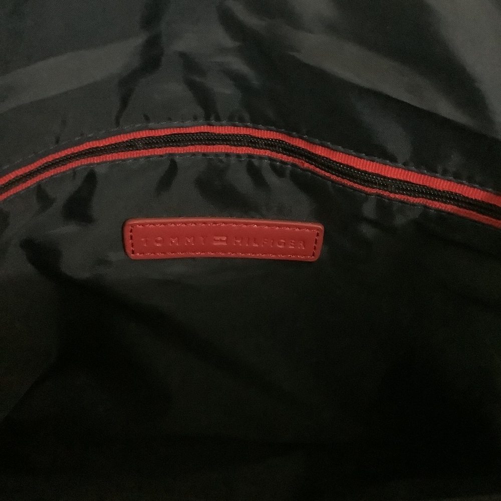 TOMMY HILFIGER Monogram Tan Logo Satchel/Bag - Picture 4 of 9